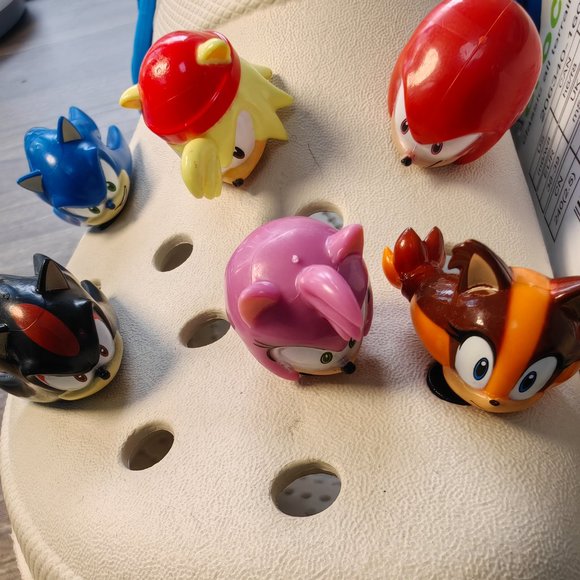 Custom Sonic Meme Clog Shoes- DIY modification based on Crocs main image 8